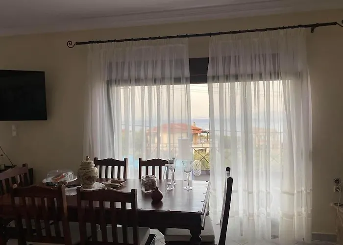 Villa Kastanos