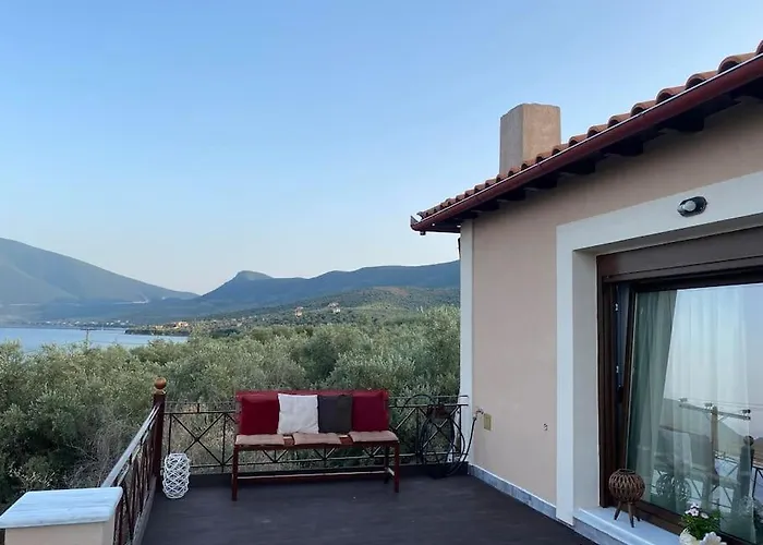 Villa Kastanos